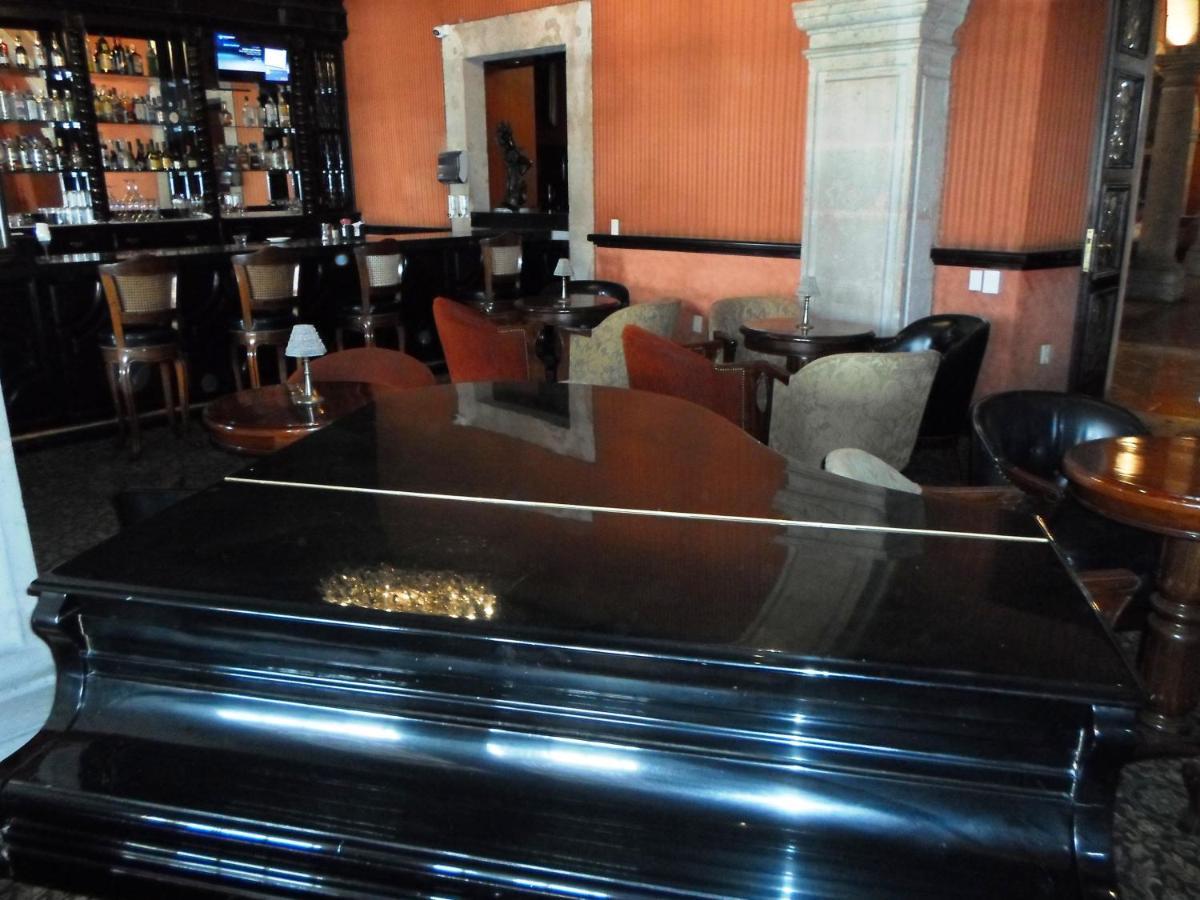 Hotel Virrey De Mendoza Morelia Esterno foto