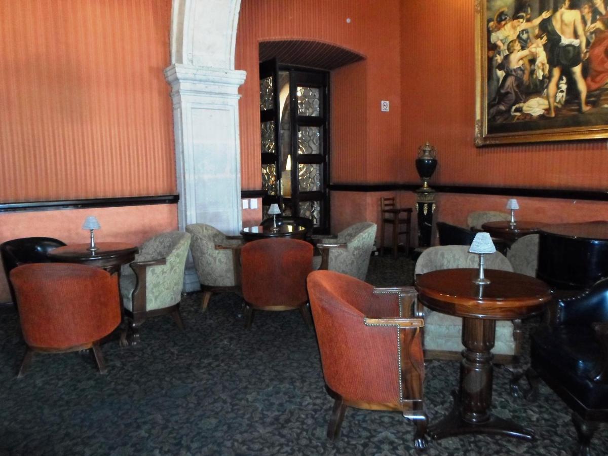 Hotel Virrey De Mendoza Morelia Esterno foto